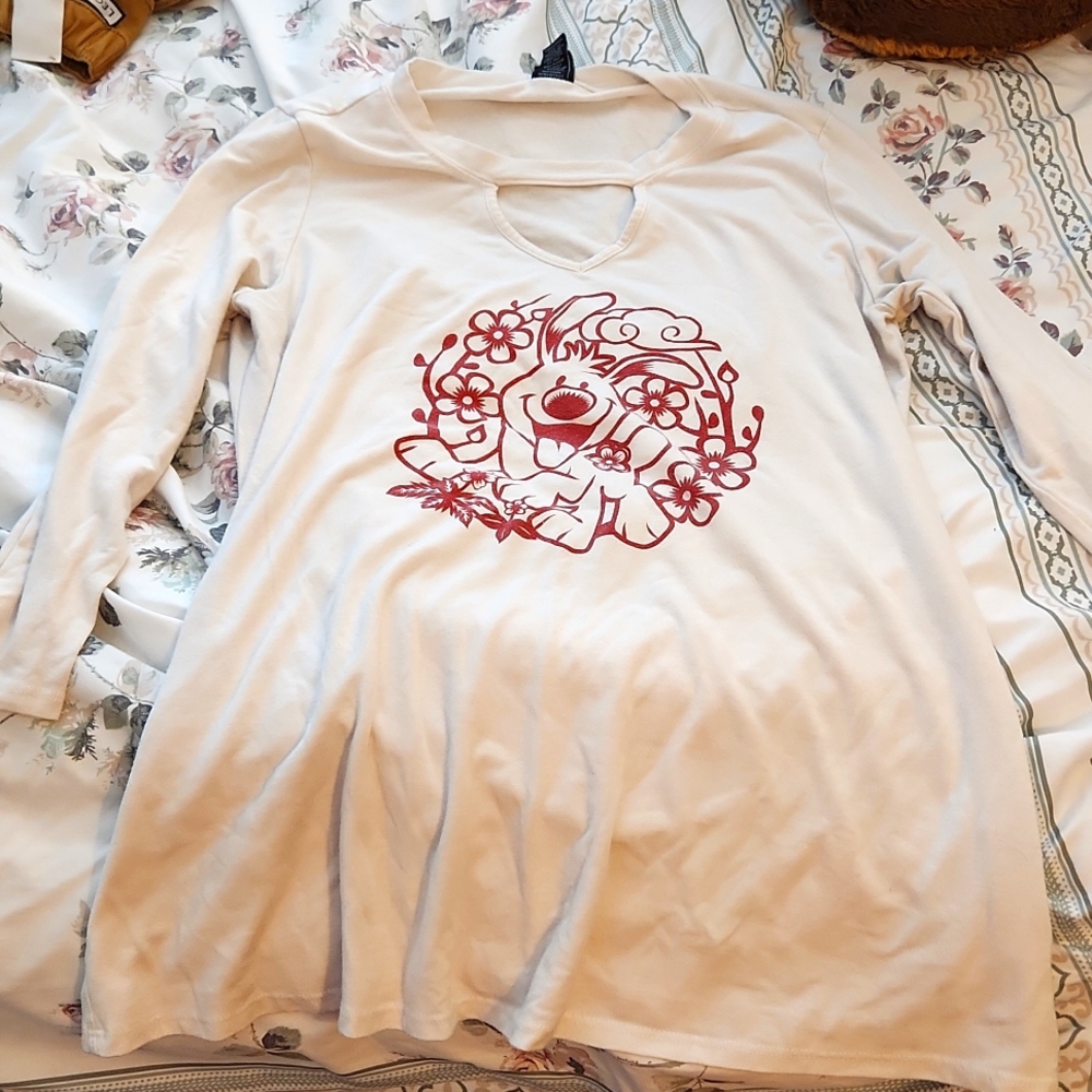 🌸 Little brother Mulan keyhole top